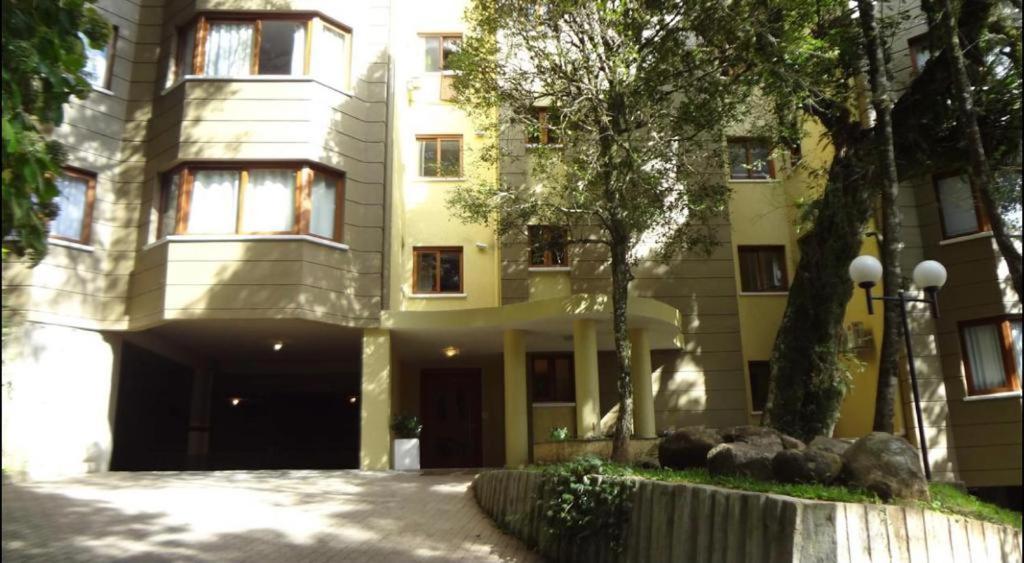 Apartamento Borges Gramadoアパートホテル エクステリア 写真