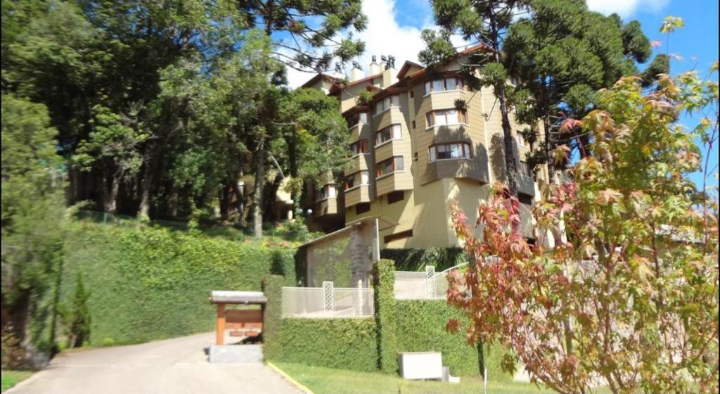 Apartamento Borges Gramadoアパートホテル エクステリア 写真